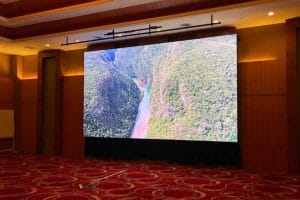 اسعار-تأجير-شاشات-عرض-768x512